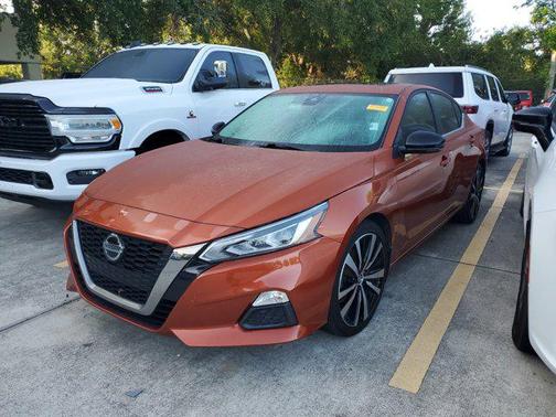 2020 Nissan Altima SR FWD