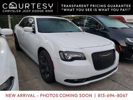 2022 Chrysler 300 S