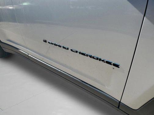 2022 Jeep Grand Cherokee 4xe Trailhawk