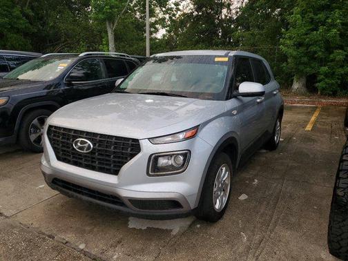 2021 Hyundai VENUE SE