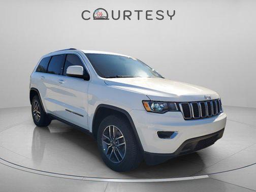 2019 Jeep Grand Cherokee Laredo