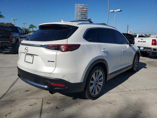 2022 Mazda CX-9 Signature