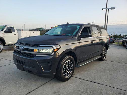 2023 Ford Expedition Max XLT