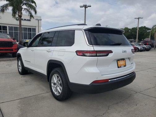 2023 Jeep Grand Cherokee L Laredo