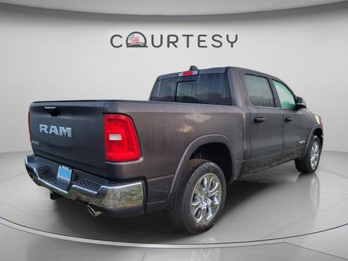 Granite Crystal Metallic Clearcoat 2026 RAM 1500 Big Horn/Lone Star