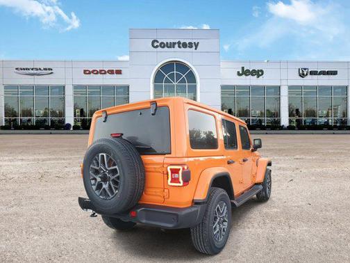 2025 Jeep Wrangler 4-Door Sahara 4x4