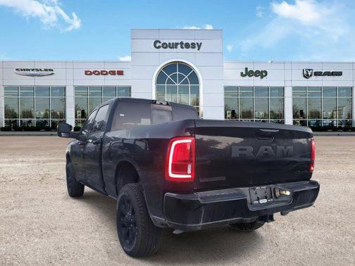 2025 RAM 2500 Laramie Crew Cab 4x4 6'4' Box
