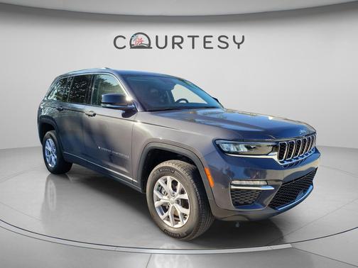 Baltic Gray Metallic Clearcoat 2022 Jeep Grand Cherokee Limited