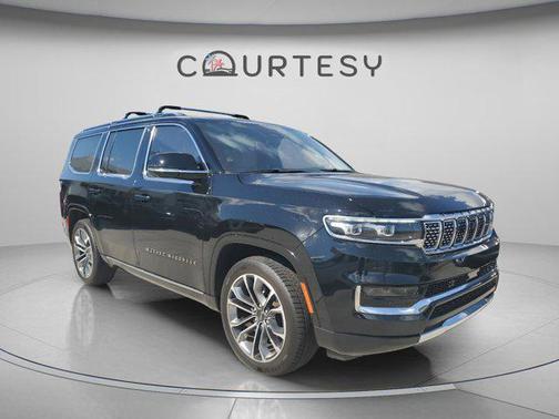 Diamond Black Crystal Pearlcoat 2022 Jeep Grand Wagoneer Series III 4x4