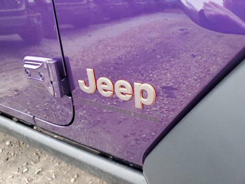 2026 Jeep Gladiator Mojave 4x4