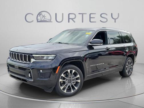 Diamond Black Crystal Pearlcoat 2021 Jeep Grand Cherokee L Overland