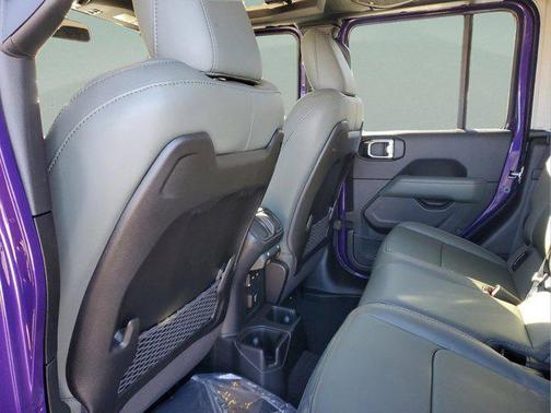 2026 Jeep Gladiator Mojave 4x4