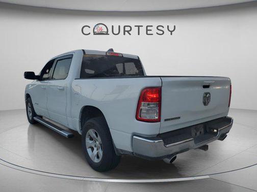 Bright White Clearcoat 2022 RAM 1500 Big Horn/Lone Star