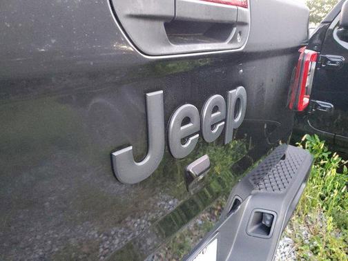 2025 Jeep Gladiator Willys