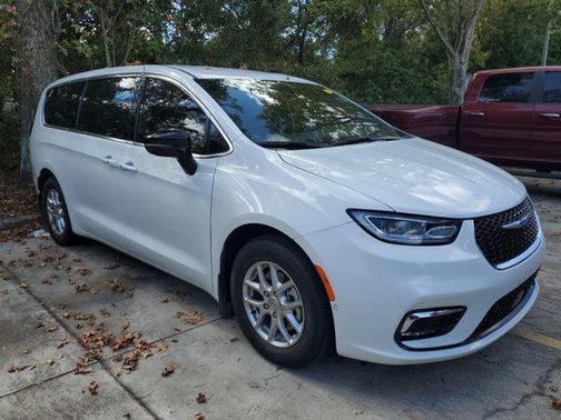 2025 Chrysler Pacifica L