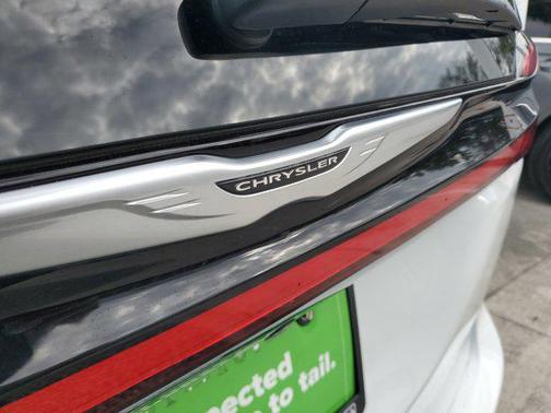 2025 Chrysler Pacifica L