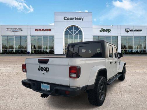 2022 Jeep Gladiator Sport S