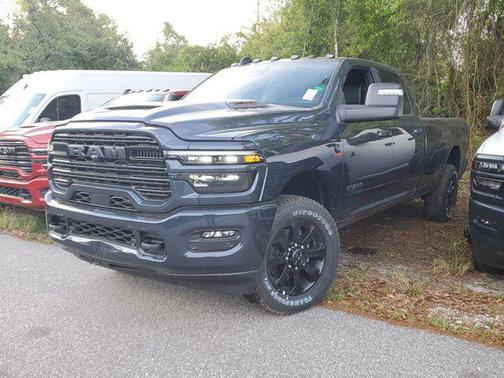 2026 RAM 2500 Laramie Crew Cab 4x4 8' Box