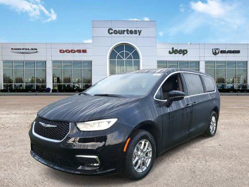 2025 Chrysler Pacifica L