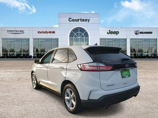 2020 Ford Edge SE