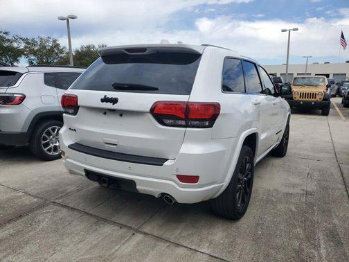 2021 Jeep Grand Cherokee Laredo
