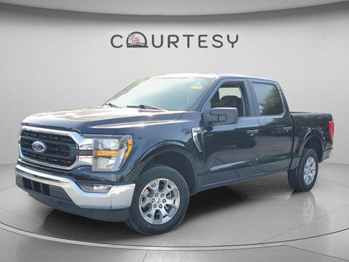 Black Metallic 2023 Ford F-150 XLT