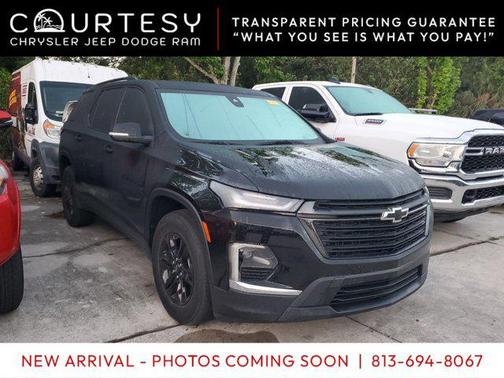 2022 Chevrolet Traverse LT Leather