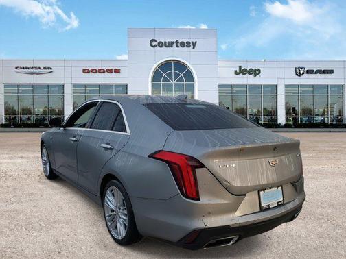 2023 Cadillac CT4 Premium Luxury