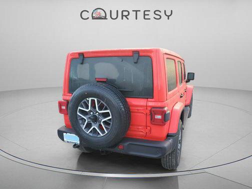 2026 Jeep Wrangler 4-Door Sahara 4x4