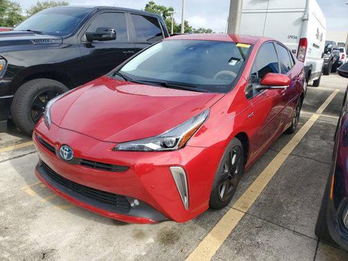 2022 Toyota Prius XLE