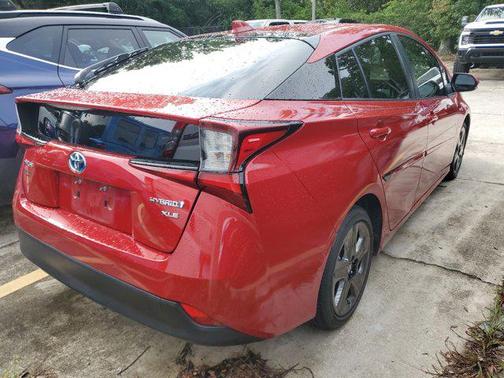 2022 Toyota Prius XLE