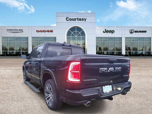 2025 RAM 1500 ST