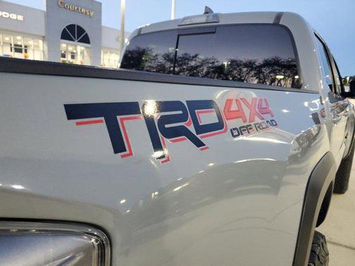 2020 Toyota Tacoma TRD Off Road