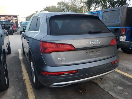 2019 Audi Q5 45 Premium