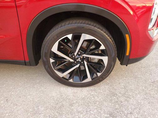 2024 Mitsubishi Outlander SE 2.5 2WD