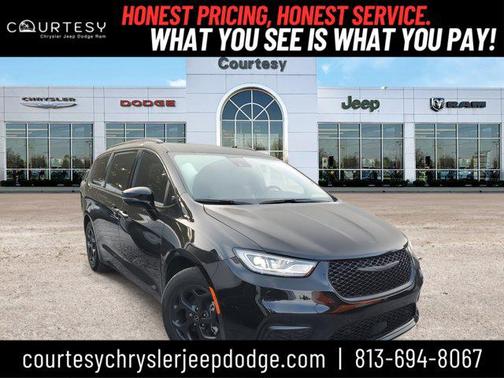 2025 Chrysler Pacifica Hybrid Premium S Appearance Pkg