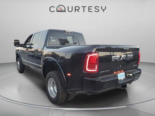 2026 RAM 3500 Limited Mega Cab 4x4 6'4' Box