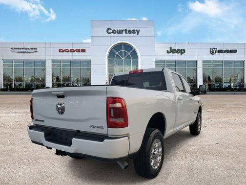 2023 RAM 2500 Laramie Crew Cab 4x4 6'4' Box
