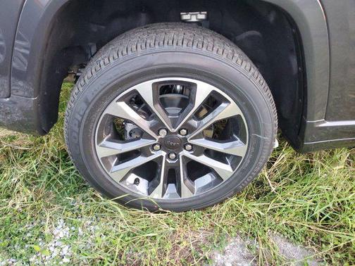 2025 Jeep Grand Cherokee Overland