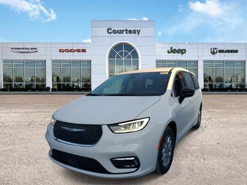 2026 Chrysler Pacifica L