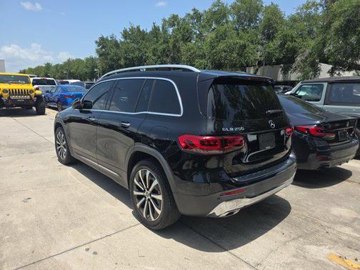 2023 Mercedes-Benz GLB 250 Base