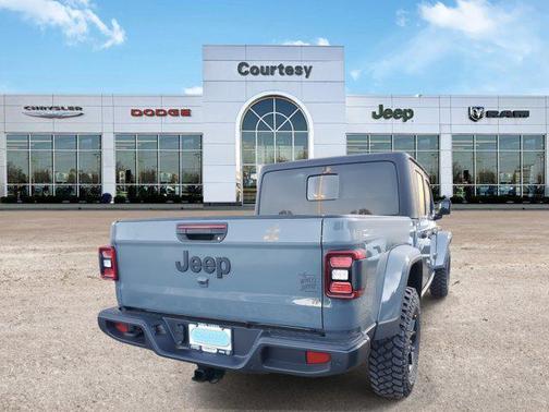 2026 Jeep Gladiator Willys 4x4