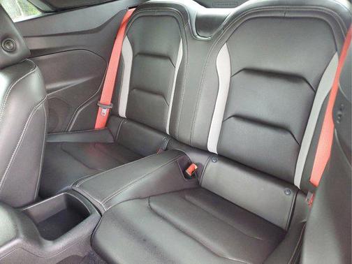 2020 Chevrolet Camaro 2LT