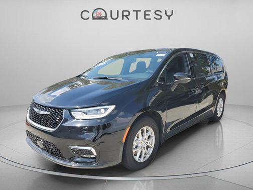 2025 Chrysler Pacifica L