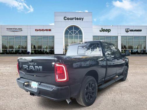 2026 RAM 2500 Big Horn Crew Cab 4x2 6'4' Box