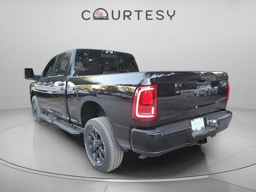 2026 RAM 2500 Big Horn Crew Cab 4x2 6'4' Box