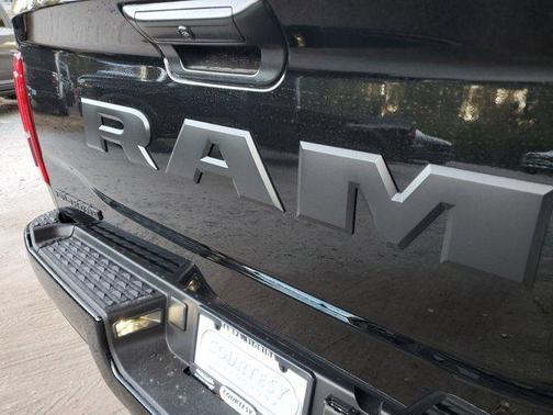 2026 RAM 2500 Big Horn Crew Cab 4x2 6'4' Box