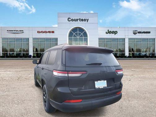 2025 Jeep Grand Cherokee L Altitude