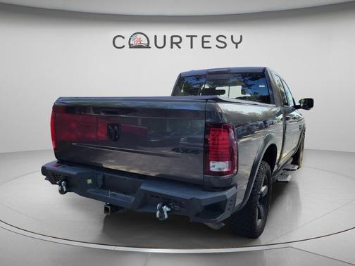 Granite Crystal Metallic Clearcoat 2019 RAM 1500 Classic Warlock