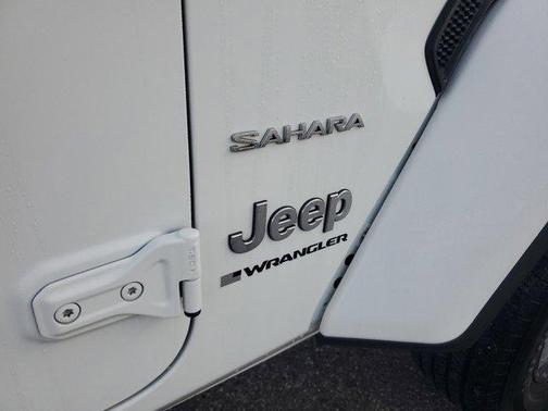 2024 Jeep Wrangler 4-Door Sahara 4x4
